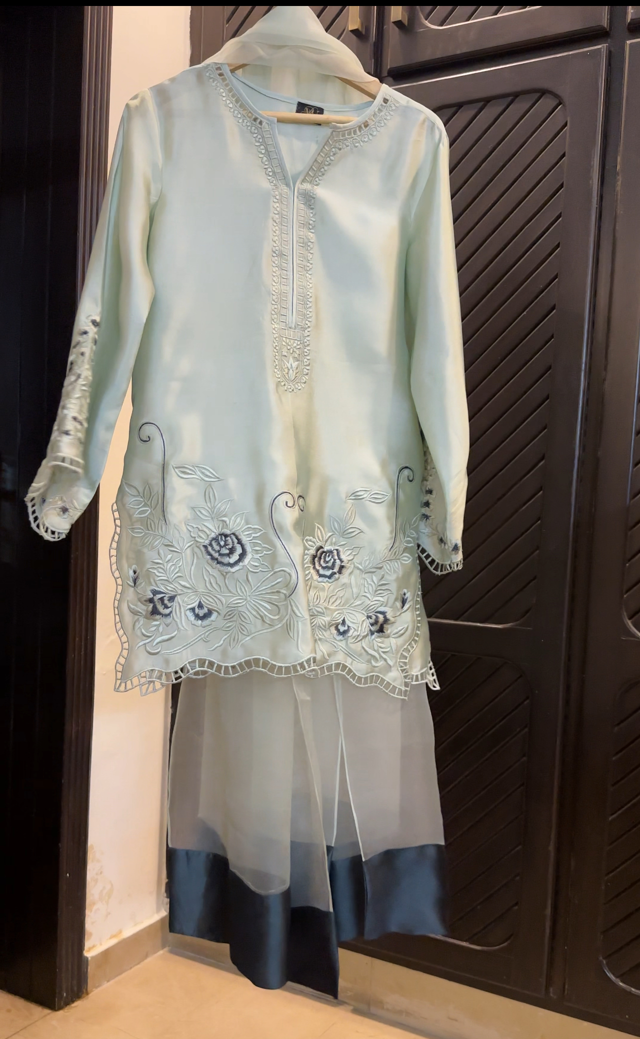 Sheesha Silk Embroidered 3 Piece Suit with Organza Dupatta